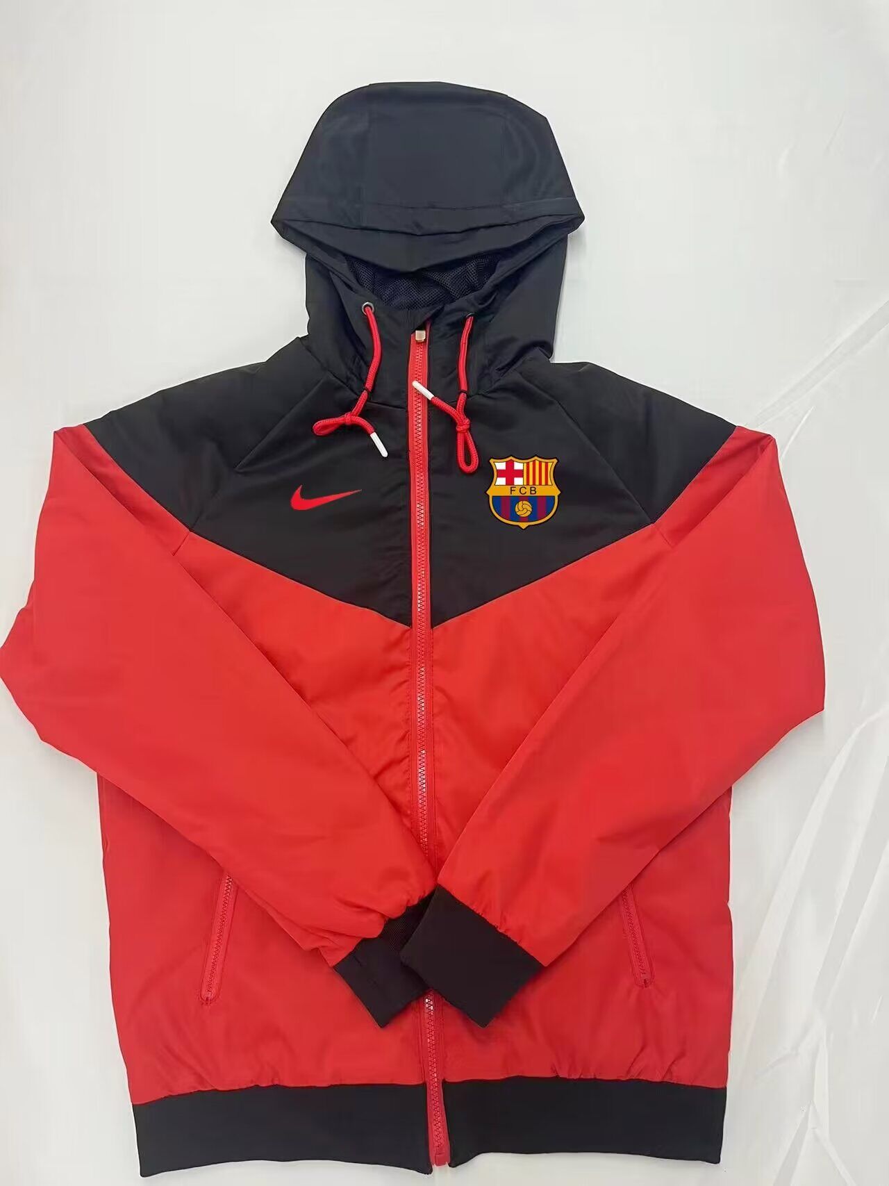 AAA Quality Barcelona 24/25 Wind Coat - Black/Red